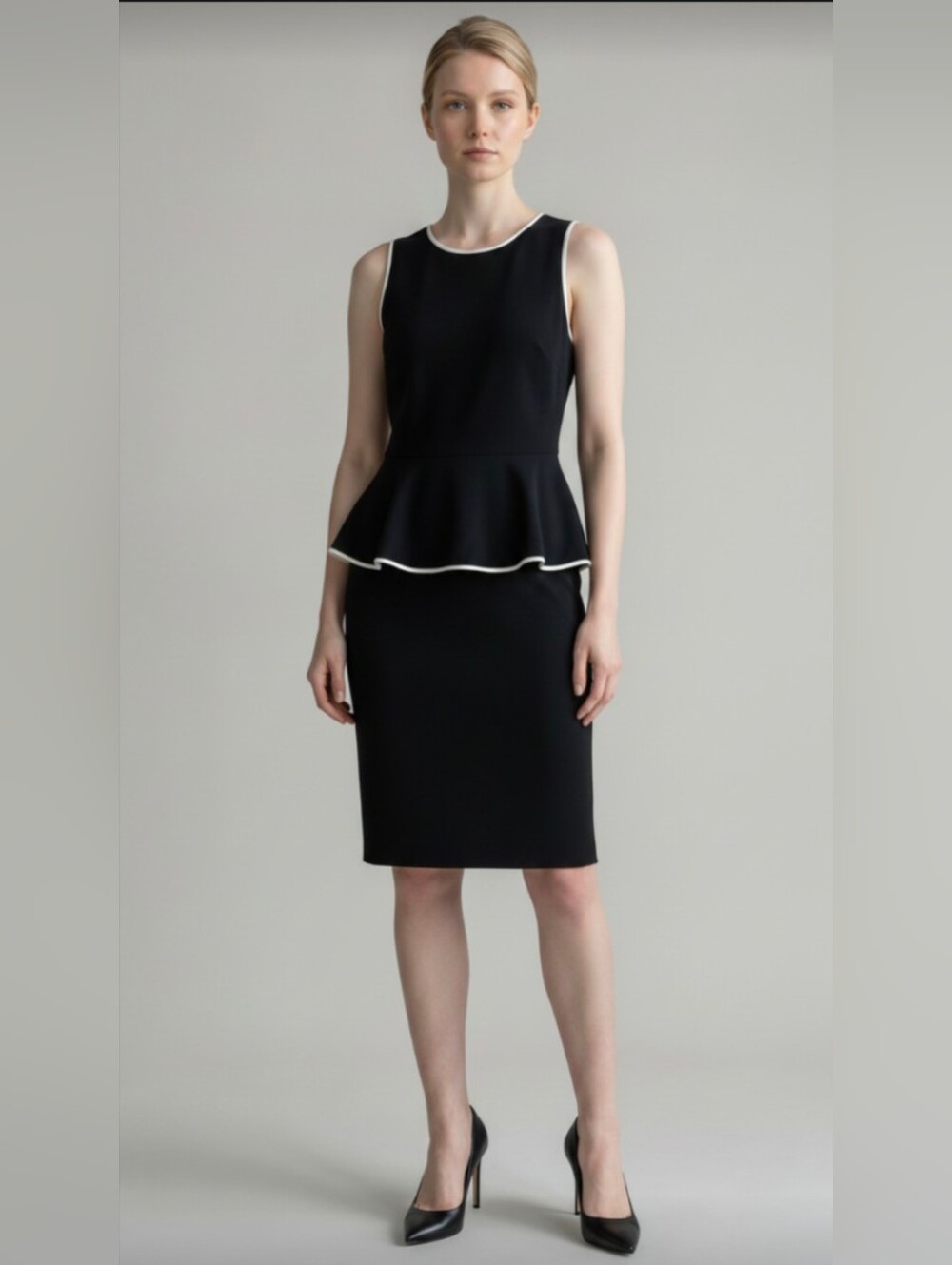 NWT@$136! ANN TAYLOR! BLACK KNIT CREPE, WHITE CONTRAST STITCH PEPLUM DRESS! SZ 4